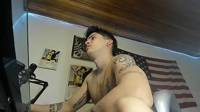 charlie_hotxxx webcam