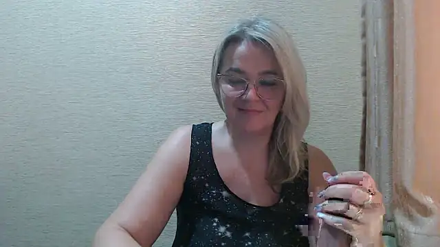 EleanoraDream webcam