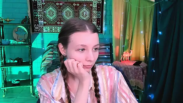 juliedaniel - JulieDaniel's free webcam - UK Sex Cams