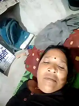 loomaraj - Loomaraj's free webcam - UK Sex Cams