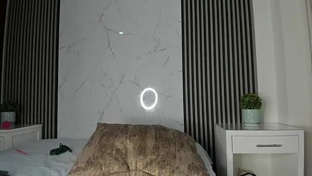 AlondraSoomer webcam