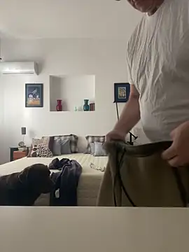 anonimo7735 - ANONIMO7735's free webcam - UK Sex Cams