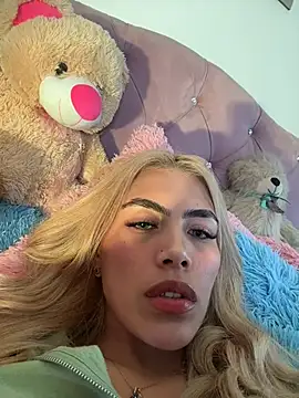 soffia_7 - Soffia_7's free webcam - UK Sex Cams