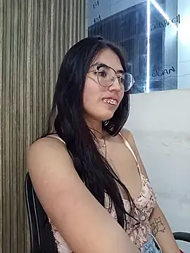 Valk_submissive webcam