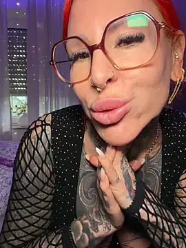 catcoxx - CatCoxx's free webcam - UK Sex Cams