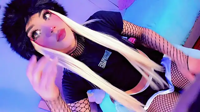 shiaki_04 - Shiaki_04's free webcam - UK Sex Cams