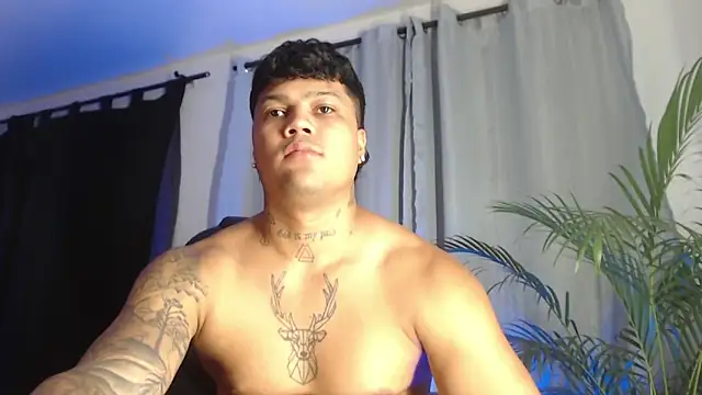 pedro_x777 - Pedro_x777's free webcam - UK Sex Cams