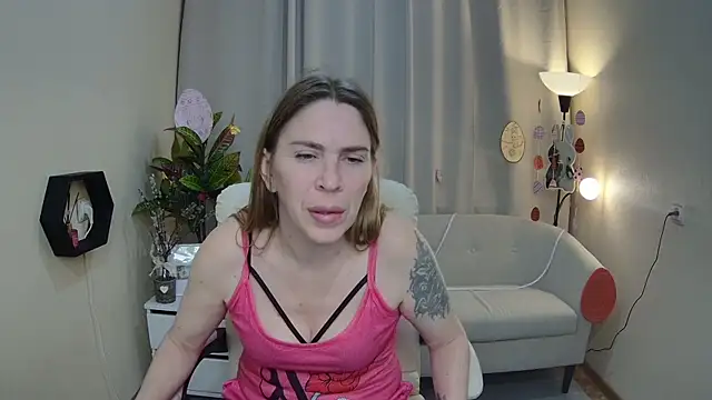 TessaDaybreak webcam