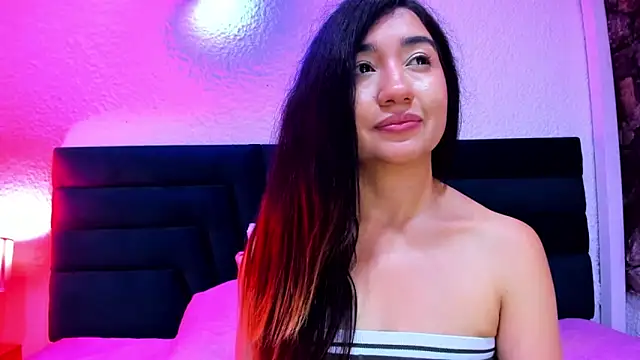 VictoriaRouge_ webcam