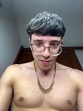 ArthurDaviess webcam