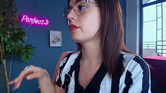 Perfect_Moans webcam