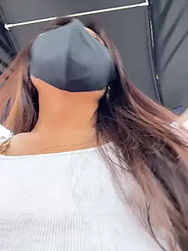 美女Carlin-yiyi在线直播