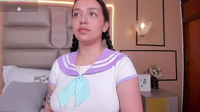 CAYLINCOLLINS webcam