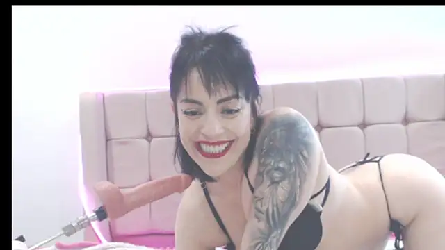 hotass_hally - HotAss_Hally's free webcam - UK Sex Cams