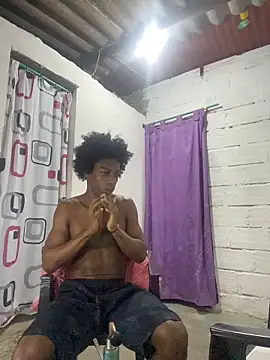 Larry-n-clouds webcam