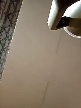 Icebearsticlese webcam