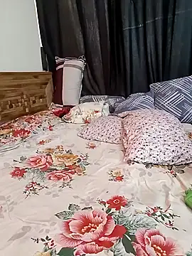 kaamuk_shweta webcam