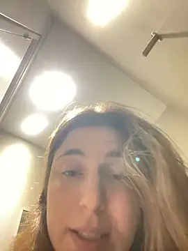 kate_nicepops999114 webcam