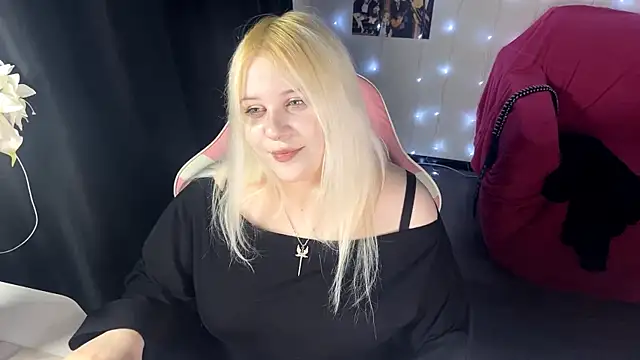 Tina_Evanss webcam