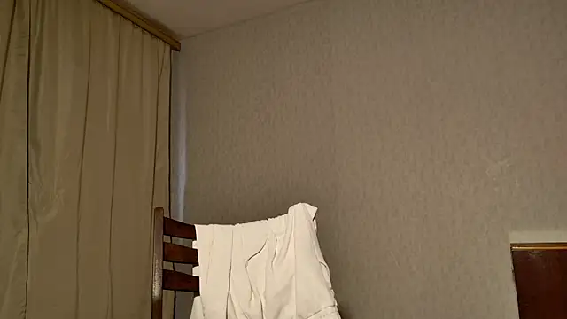 MadeInParadise webcam