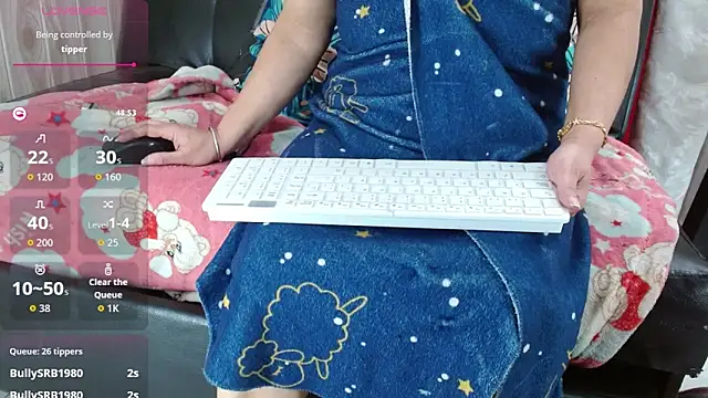 Camil4_milf_1 webcam