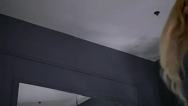 BrattyScarlet webcam