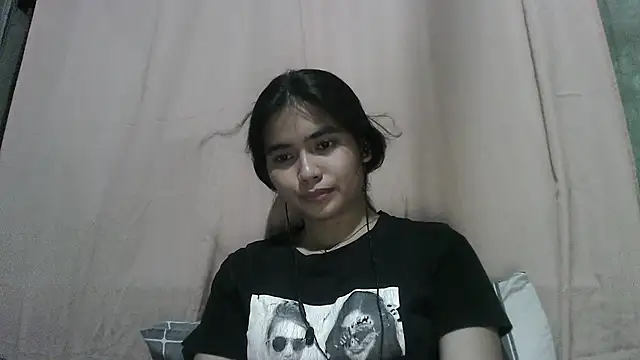 SarinaWhisenton webcam