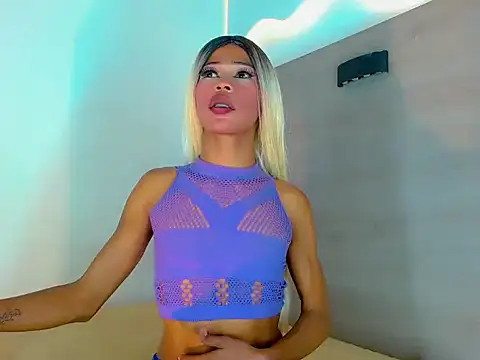 SinnthyaFoxxy webcam