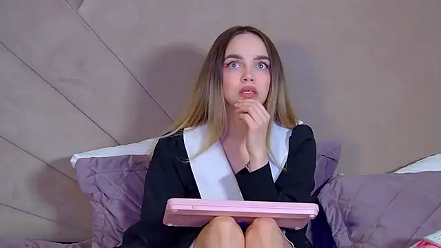 anitaventure - AnitaVenture's free webcam - UK Sex Cams