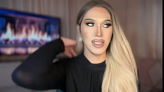 ts_glamxx - Ts_glamxx's free webcam - UK Sex Cams