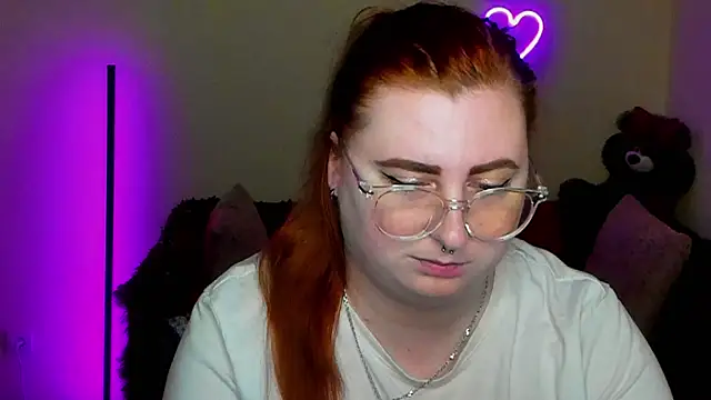 Alicia_love00 webcam