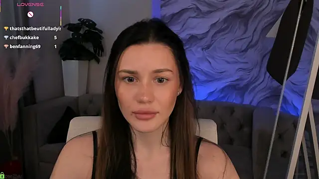 aria_mila - Aria_Mila's free webcam - UK Sex Cams