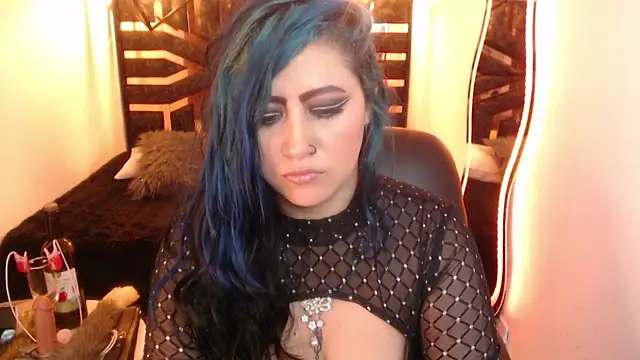 scarleth_blue webcam