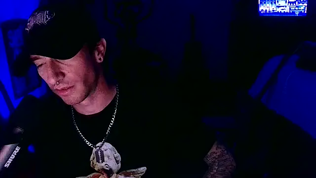 LEVIATHANX666 webcam