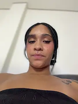 Isabella-Teen webcam