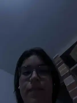 miamillers28 - MiaMillers28's free webcam - UK Sex Cams