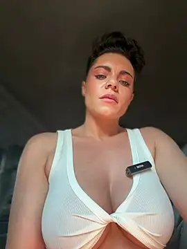 LukeLouHarvey Live Webcam on Stripchat