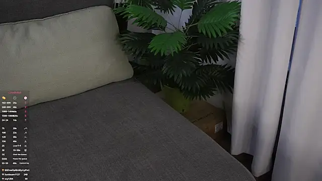 ClarineCasebolt webcam