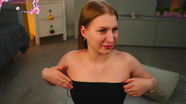 LorettaGladman webcam