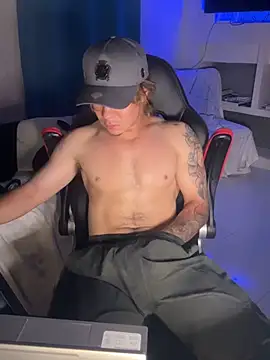 AngelLatinBoy webcam