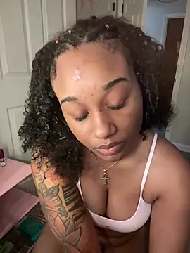 strip4faith (F teen) - Oil up + try on new sexy outfit 💋