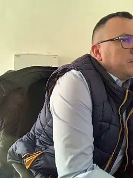 mike8523 - Mike8523's free webcam - UK Sex Cams