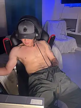 AngelLatinBoy live sex cam