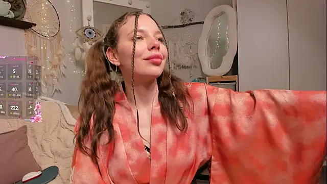 kiralotus - Kiralotus's free webcam - UK Sex Cams