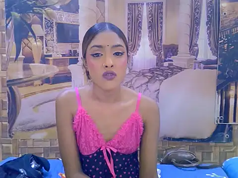 IndianPretty14u2Luv webcam