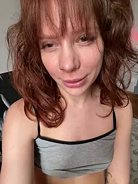 oopsfoxy - Oopsfoxy's free webcam - UK Sex Cams