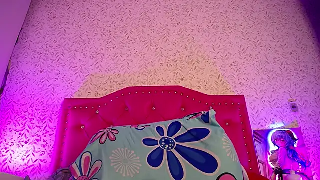 luly_pink webcam