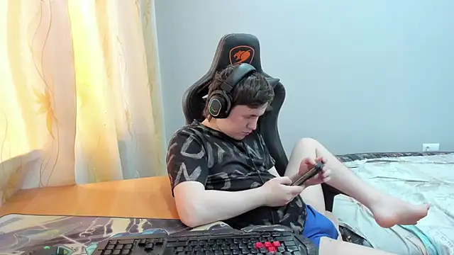 iliaskrislove webcam