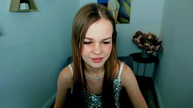 MidnighteAura webcam