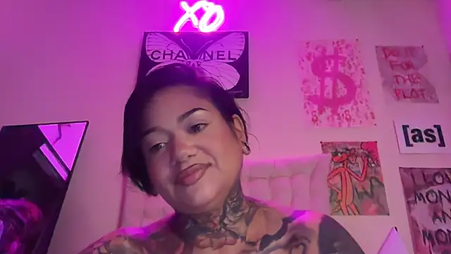 AveryLeexRated webcam